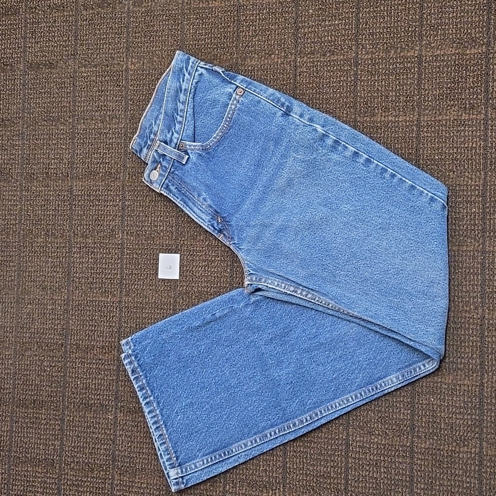 Vintage Junior's Levi's 517 Slim Fit Boot Cut Jeans